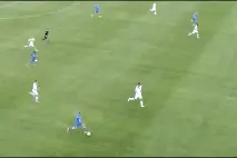 GIF-"孙继海们"疯狂门线救险图片