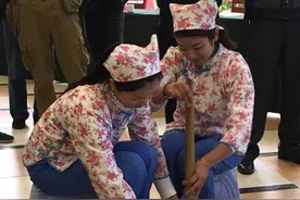 揭西县举行擂茶擂台赛，外国友人和揭西“土著”谁能夺擂？图片