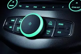 别手贱，车上这7个按钮乱按后果很严重！图片