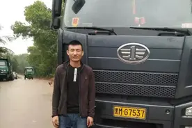 司机故事——开解放的东北司机 雪中徒步五公里为了啥？图片