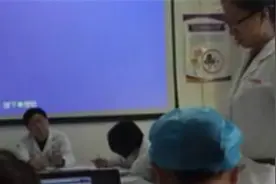 中英文双语晨交班制度 贵医血液科坚持了7年图片