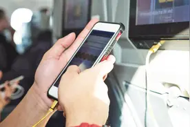 为什么坐飞机时要关闭手机，开飞行模式都不行？答案出乎你意料！