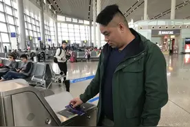 记者探访：智慧登机、行李管家，黄花机场让你出行更“了撇”图片