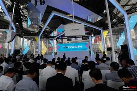 车展直击 长安CX70高性价比7座SUV图片