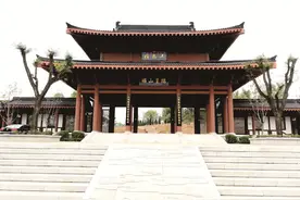 亮眼！喜看雅鹿山公园旧貌换新颜图片