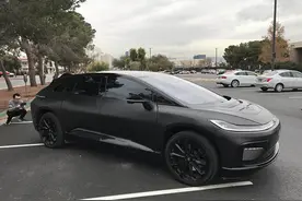 贾跃亭美国新车开放试乘：称资金状况缓解，供应商恢复供货图片