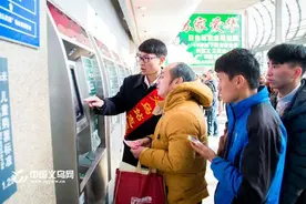 坐火车别走错了 义乌站将启用2200平方米的临时候车室图片