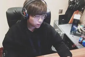 斗鱼重罚主播“55开”：暂停直播罚100万，开除审核人员图片