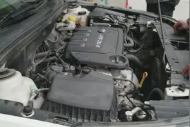 说科鲁兹油耗高，车主发怒了，你听听这1.5的，发动机声音小得很视频封面