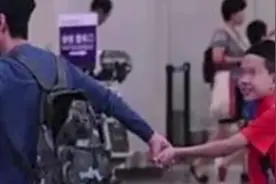 何炅已为人夫为人父？报料者称孩子约有四五岁