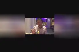 艾克里里带你飞起来！宝贝们，准备好了吗，收拾收拾该出道了！图片