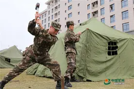 应急保障能力要提升！武警搭帐篷神速度图片