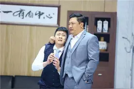 《欢乐喜剧人》第四季首播 浙江曲艺界的搞笑萌叔最抢眼图片