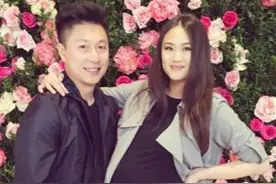 李小鹏娇妻晒孕照 李小鹏当年是如何追道女神李安琪图片