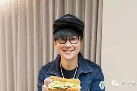 林俊杰即将DOTA2直播首秀？40万人围观他吃三明治图片