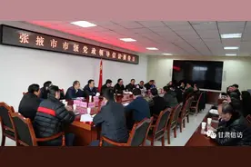 张掖市政府副市长鞠毅参加市级领导信访接待日活动图片