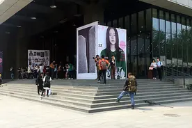 第一次看时装秀：Katiacho 时装秀图片