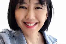 孙燕姿自嘲“胖若两人” 首次公开承认已经怀二胎图片