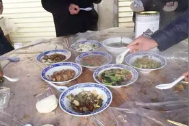 亳州杨老三：安徽农村吃大席最不要脸的人，菜没上桌都开始抢！