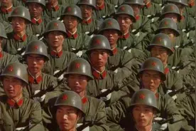 实拍：3点红65式军装的最后一次阅兵亮相！太震撼！