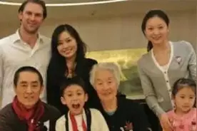 张艺谋妈妈84岁仍坐诊，闫妮景甜郭涛妈妈西安生活曝光图片