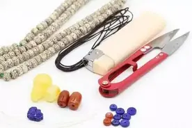 超神技能！照着做，三分钟即可穿好108颗佛珠！图片