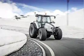 兰博基尼拖拉机你见过吗？你不仅买不起跑车，还买不起拖拉机..图片