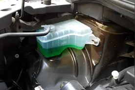 三年不加防冻液，会对汽车造成怎样的伤害？图片