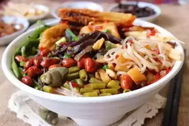 一包标准的袋装柳州螺蛳粉是什么样的？图片