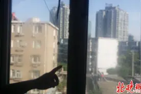 老旧小区改造政府掏钱办好事 施工方请上心图片