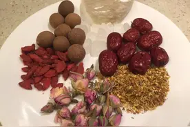 上林盏，银耳红枣桂圆玫瑰燕窝羹，让女人越来越漂亮的办法图片