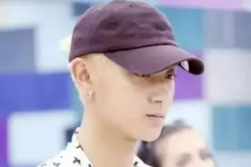 黄子韬演唱会遭手撕假唱 我们没资格用“狗带”图片