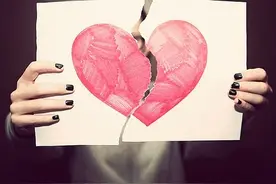 吊丝男与富二代女友提分手 竟是因为厨房里的菜刀图片