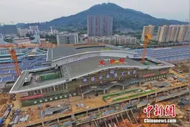 中铁建工集团南龙II项目部8小时完成福建龙岩站改造图片