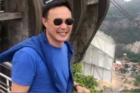 陈奕迅晒照发际线亮眼，谁能想到他年轻时候颜值不输小鲜肉！图片