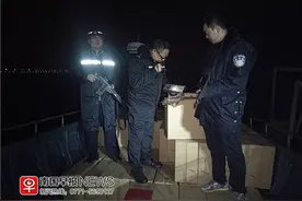 东兴海关查扣一辆“大飞”，涉案货物及工具总价值约200万元图片