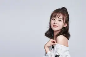 四字名字的明星，赵韩樱子五官精致，黄杨钿甜眼神有戏图片