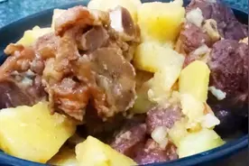 酱骨炖土豆，不一样的做法拢着一家人的欢乐！忒香啦！故事也搞笑