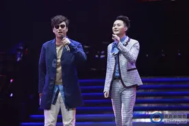 萧煌奇送金曲奖当礼物 许富凯发愿拿闽南语歌王图片