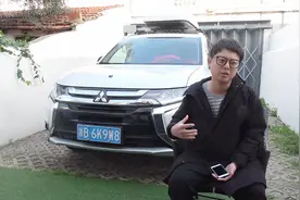谷歌导航非常好用，可惜在国内被禁止使用了视频封面