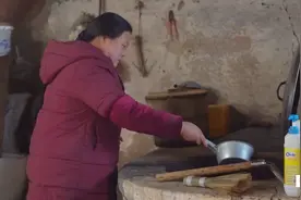 妈妈的味道，模仿妈妈的做法，为妈妈做了一道秘制的美食，糯米饭