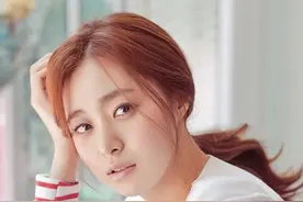 韩国女艺人李英恩最新时装杂志写真曝光图片