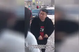 开百万跑车的土豪吃面，遭同学嘲笑吃碗破面寒酸，结局打脸