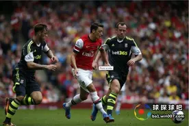 厄齐尔：我为阿森纳踢的球还不够多！ 收藏图片