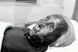 猫脸老太太曾遭军队追杀?诈尸瞬间多人目击图片