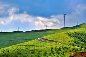 最美公路变收费景点 领略“草原天路”绝美风光图片