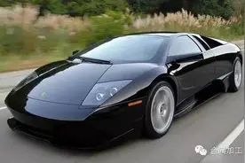 兰博基尼竟是靠拖拉机起家的，你想来辆兰博基尼拖拉机吗？图片