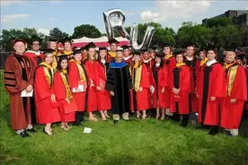 罗格斯大学毕业典礼限票引来不满：奥巴马要来，不限票才怪！图片