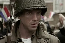 «兄弟连»主题曲