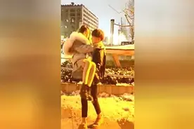 情侣间100种拥抱的方式，值得收藏视频封面